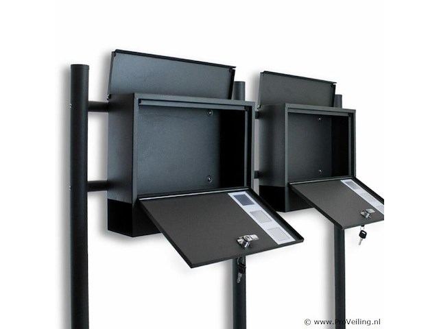 Dubbele brievenbus incl. poten - afbeelding 3 van  4