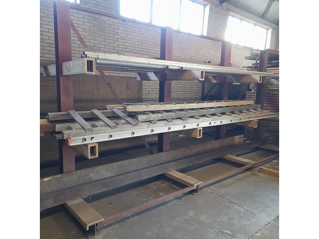 Dubbele draagarmstelling, lengte 475 cm - afbeelding 9 van  9