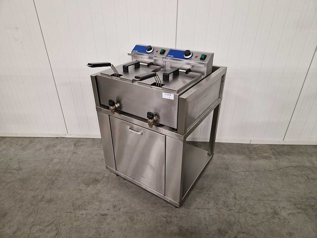 Dubbele friteuse - catertech - 230v - afbeelding 1 van  2