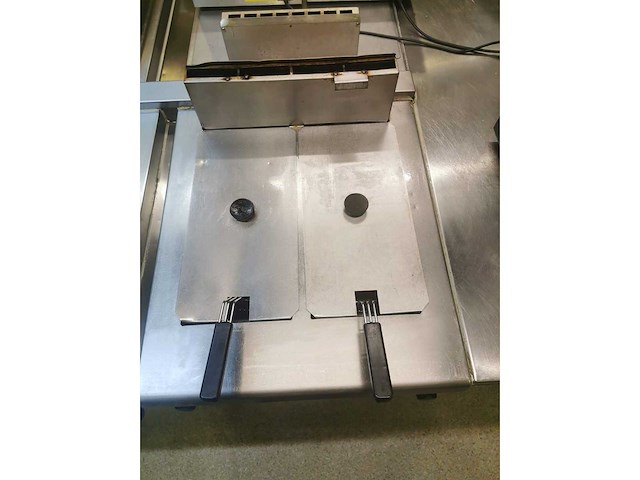 Dubbele friteuse - afbeelding 4 van  4