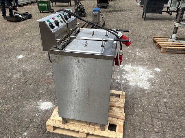 Dubbele friteuse - afbeelding 4 van  8