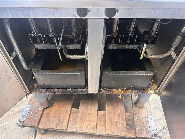 Dubbele gas friteuse - afbeelding 4 van  4