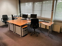 Dubbele hoekbureau opstelling - afbeelding 1 van  8