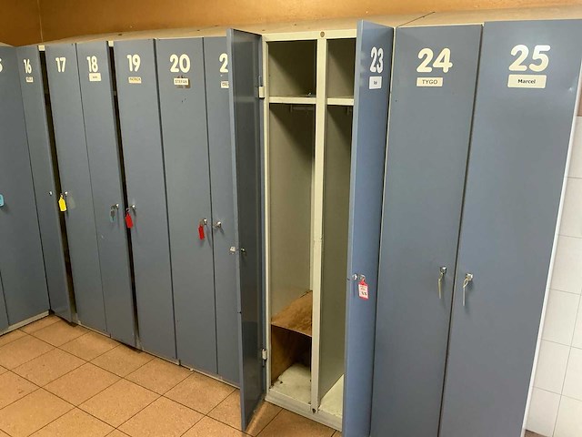 Dubbele lockerkast (13x) - afbeelding 4 van  7