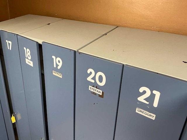 Dubbele lockerkast (13x) - afbeelding 5 van  7