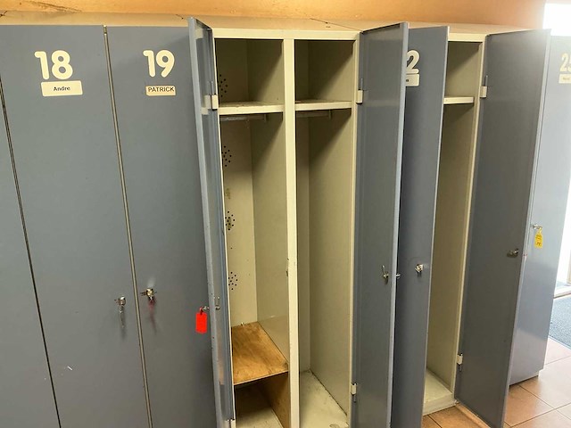 Dubbele lockerkast (13x) - afbeelding 6 van  7