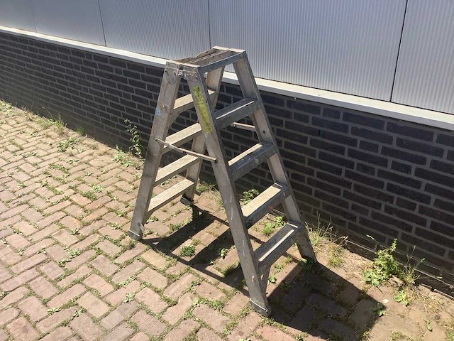 Dubbele trap - afbeelding 1 van  6