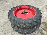 Dubbelluchtwielen john deere 4240s – alliance 300/95 r52 / vredestein 12.4-36 – südrad - afbeelding 8 van  13