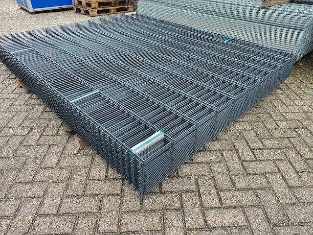 Dubbelstaafs hekwerk 203 cm hoog 8 / 6 / 8 (19x) - afbeelding 2 van  7
