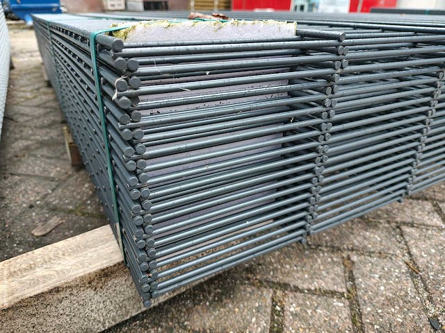 Dubbelstaafs hekwerk 203 cm hoog 8 / 6 / 8 (19x) - afbeelding 5 van  7