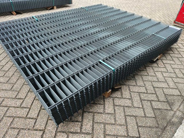 Dubbelstaafs hekwerk 203cm hoog 8 / 6 / 8 (21x) - afbeelding 4 van  6