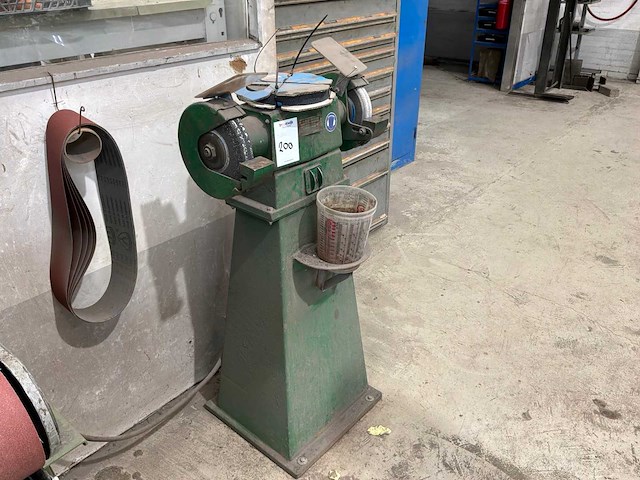 Dubbelsteens slijpmachine op standaard - afbeelding 2 van  4