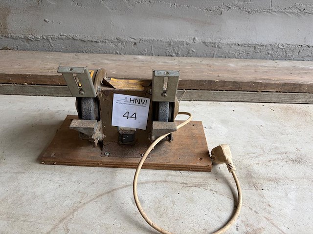 Dubbelsteens slijpmachine - afbeelding 1 van  1