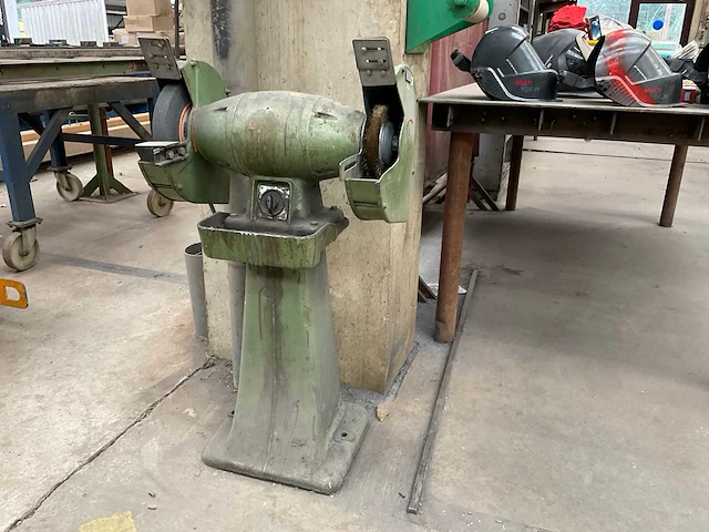 Dubbelsteens slijpmachine - afbeelding 1 van  6