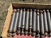Dubbelwerkende hydrauliek cilinder (13x) - afbeelding 3 van  3
