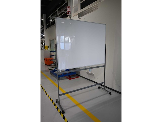 Dubbelzijdig mobiel magnetisch whiteboard - afbeelding 4 van  4