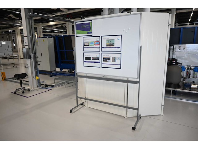 Dubbelzijdig mobiel magnetisch whiteboard - afbeelding 1 van  3