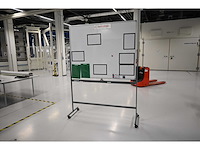 Dubbelzijdig mobiel magnetisch whiteboard - afbeelding 1 van  3