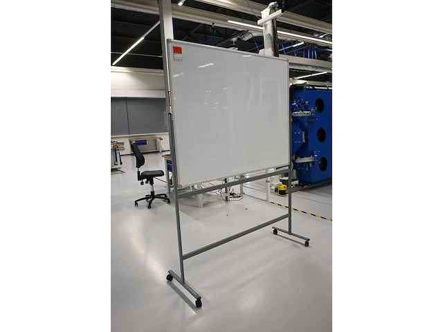 Dubbelzijdig mobiel magnetisch whiteboard - afbeelding 3 van  3