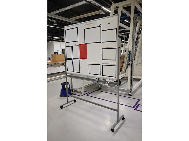 Dubbelzijdig mobiel magnetisch whiteboard - afbeelding 2 van  3