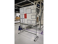 Dubbelzijdig mobiel magnetisch whiteboard - afbeelding 2 van  3