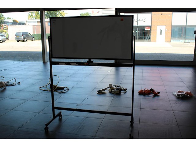 Dubbelzijdig verrijdbaar en kantelbaar whiteboard afmeting 120 x 60 cm. - afbeelding 3 van  3