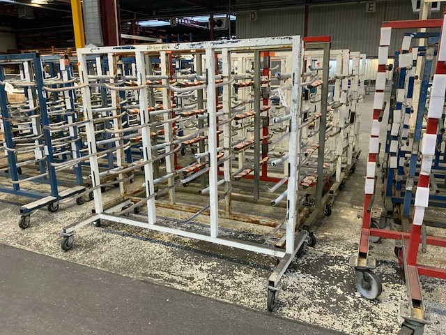 Dubbelzijdige draagarm materiaal transportwagen (10x) - afbeelding 1 van  1