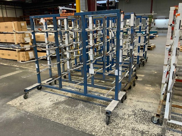 Dubbelzijdige draagarm materiaal transportwagen (10x) - afbeelding 1 van  1