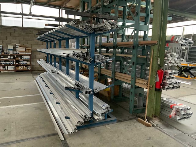 Dubbelzijdige draagarmstelling (2x) - afbeelding 2 van  2