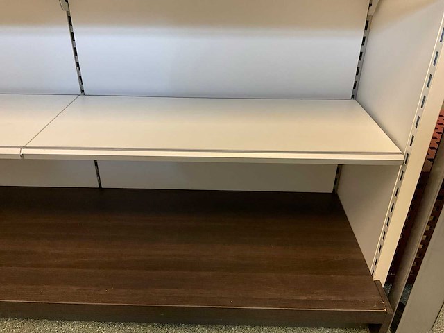 Dubbelzijdige modulaire winkelstelling - 5 mtr - afbeelding 2 van  6