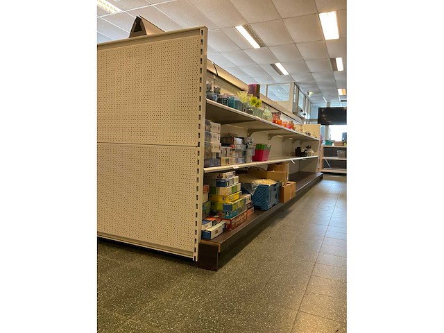 Dubbelzijdige modulaire winkelstelling - 6 mtr - afbeelding 2 van  5