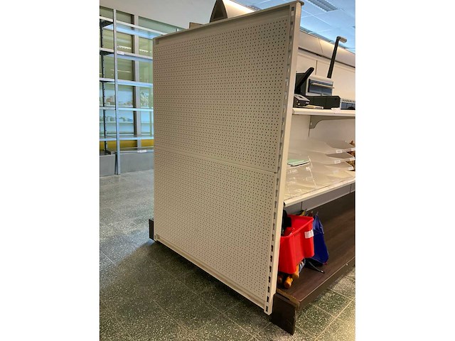 Dubbelzijdige modulaire winkelstelling - 8 mtr - afbeelding 2 van  2