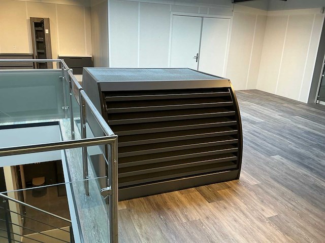 Dubbelzijdige tegeldisplay - afbeelding 2 van  3