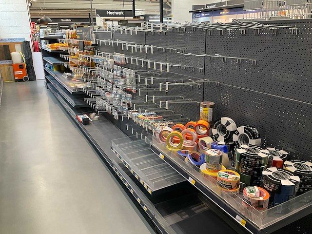 Dubbelzijdige tegometaal gondelstelling met kopstuk - afbeelding 3 van  3