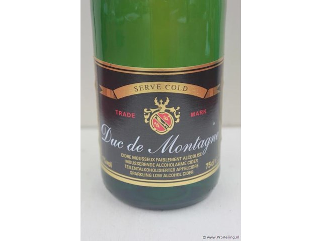 Duc de montagne mousserende alcoholarme cider - 75 cl - winkelverkoopprijs € 5.50 - afbeelding 2 van  3