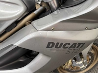 Ducati - tour - st 2 - motorfiets - 2001 - afbeelding 4 van  19