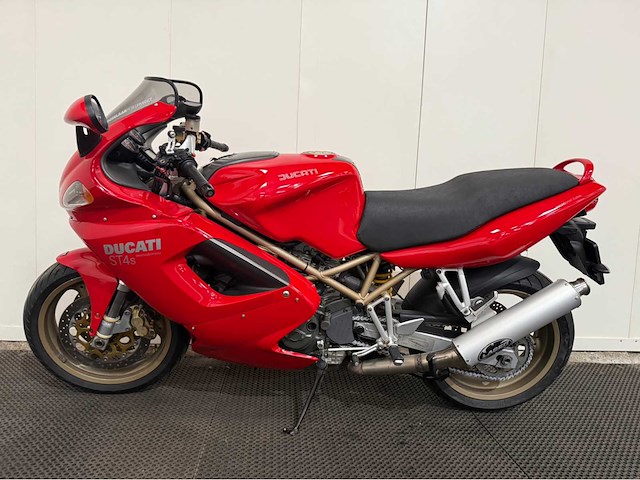 Ducati - tour - st2 - motorfiets - 2001 - afbeelding 18 van  21