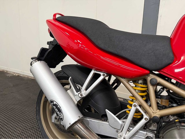 Ducati - tour - st2 - motorfiets - 2001 - afbeelding 2 van  21