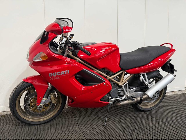 Ducati - tour - st2 - motorfiets - 2001 - afbeelding 16 van  21