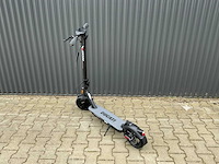 Ducati pro-ii plus elektrische step / e-streetscooter - afbeelding 3 van  9