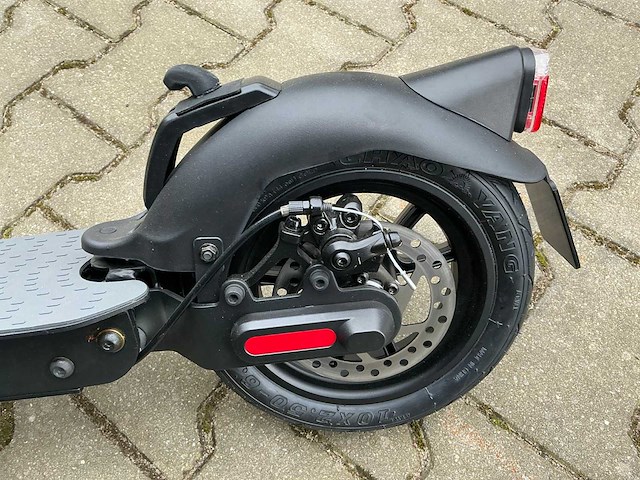 Ducati pro-ii plus elektrische step / e-streetscooter - afbeelding 7 van  9
