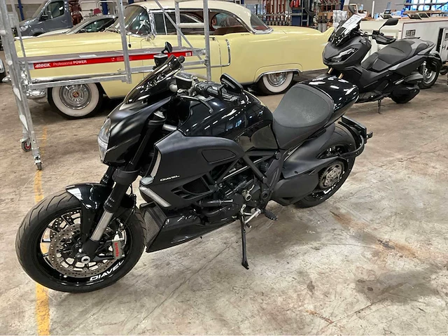 Ducati tour diavel motorfiets - afbeelding 8 van  26