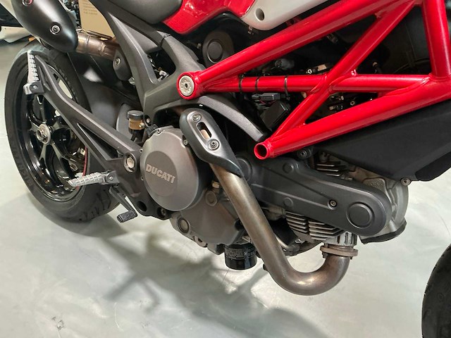 Ducati tour monster 796 motorfiets - afbeelding 7 van  23