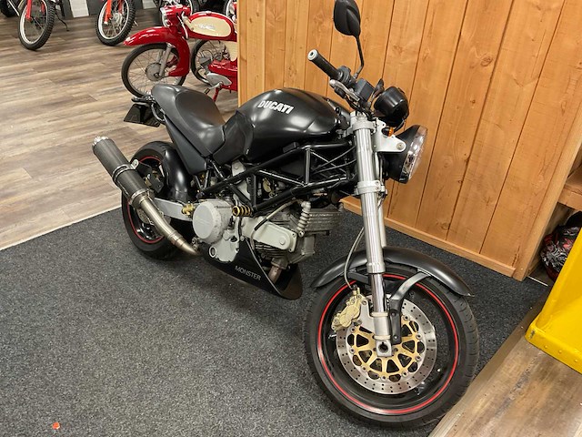 Ducati tour monster motorfiets - afbeelding 1 van  14