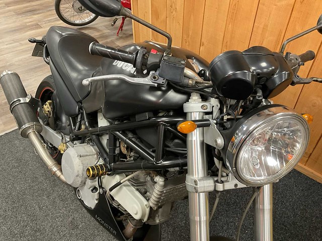 Ducati tour monster motorfiets - afbeelding 14 van  14