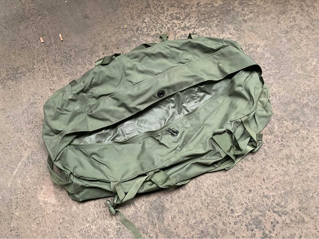 Duffel bag with zipper (10x) - afbeelding 3 van  3