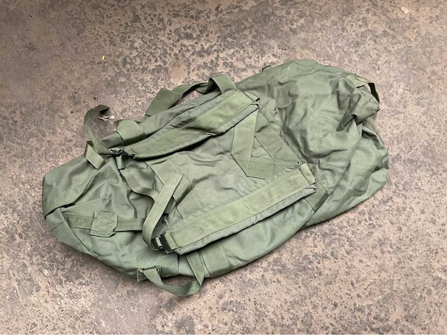 Duffel bag with zipper (10x) - afbeelding 1 van  5