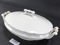 Duits porseleinen terrinne - afbeelding 1 van  5