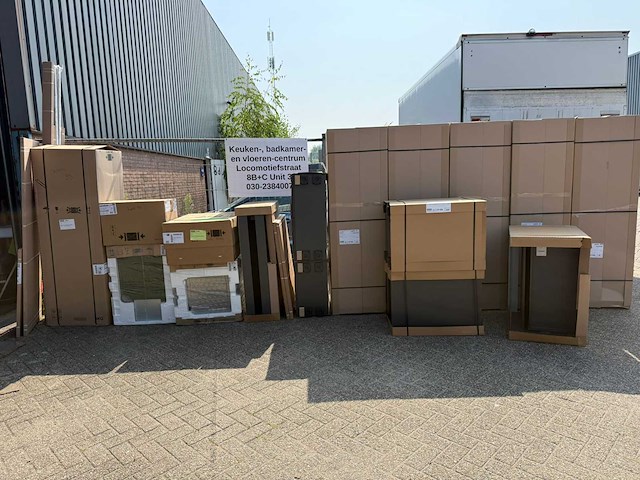Duitse keuken antraciet lak mat eiland keuken - afbeelding 24 van  34