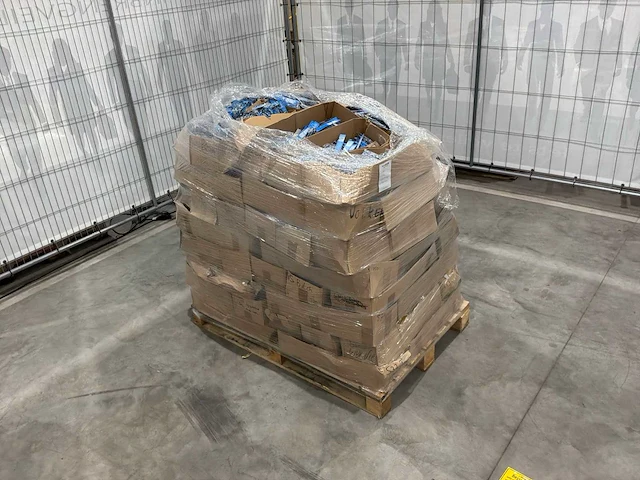 Duitse sleutelhangers en duitstalige kaarten (10000x) - afbeelding 7 van  7